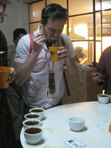 Tasting several samples of the same batch enables any inconsistencies or defects to be identified